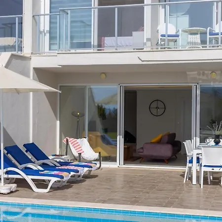 Luxury With Private Pool